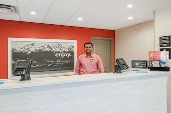 hampton inn and suites ruidoso downs