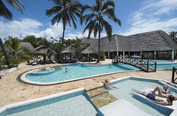 Jaz Adonia Beach Resort,,4 star