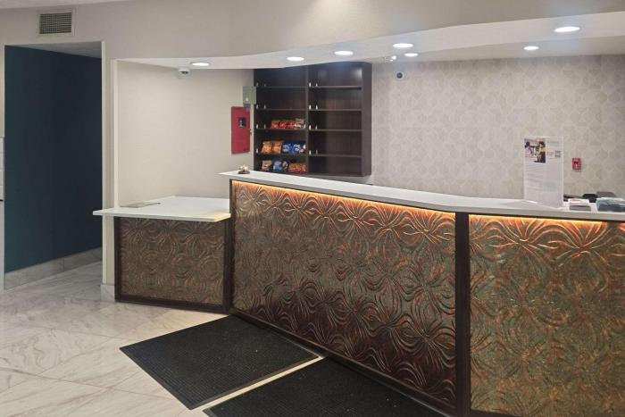 quality inn and suites