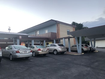 red carpet inn blacksburg
