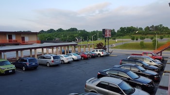 red carpet inn blacksburg
