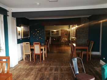 feathers hotel bar and restaurant