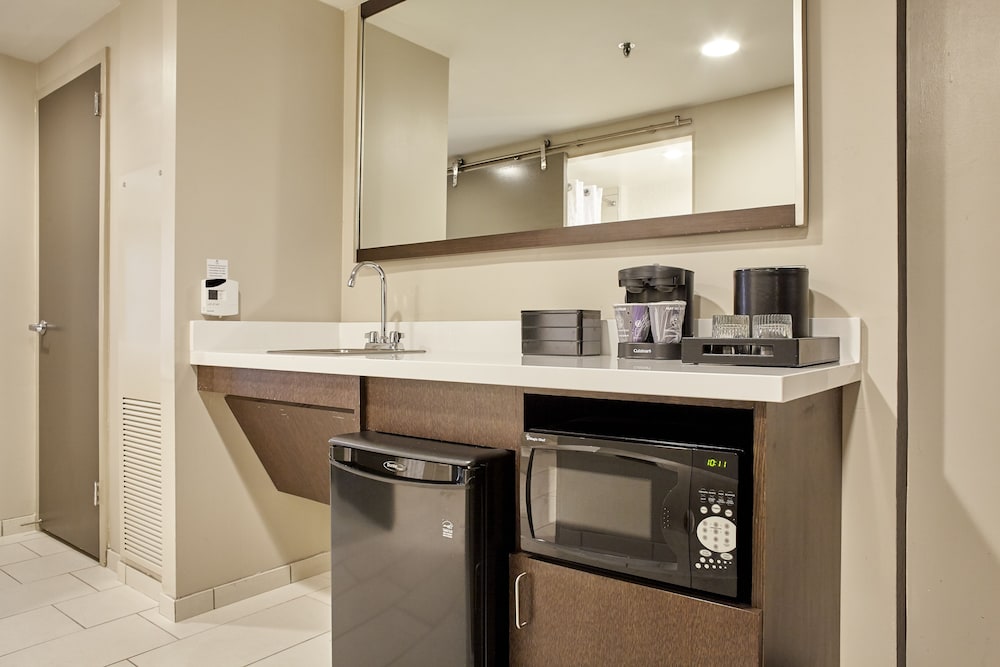 embassy suites by hilton atlanta galleria