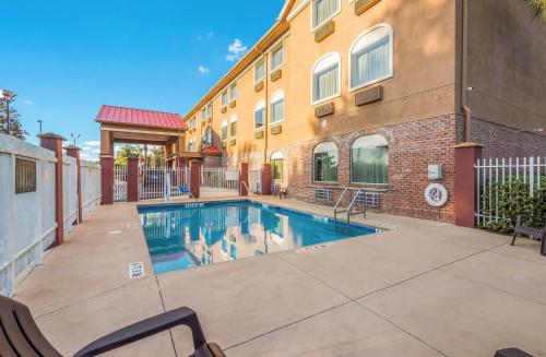 red roof inn ocala
