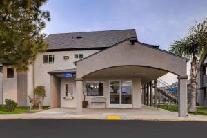 motel 6 buttonwillow ca central