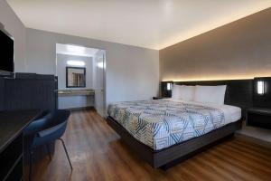 motel 6 buttonwillow ca central