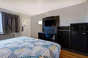motel 6 buttonwillow ca central