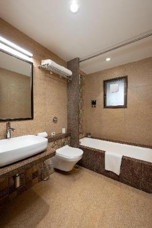 freesia by express inn ghodbunder