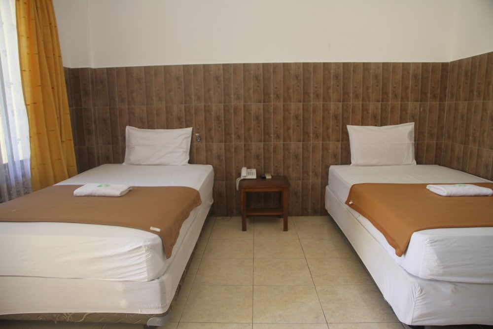 puri senggigi hotel