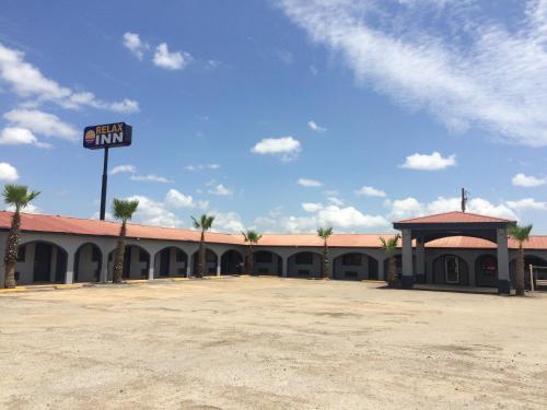 Relax Inn,Near Gosch Athletic Field,2 star