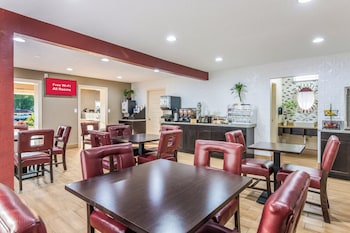 red roof inn williamsburg