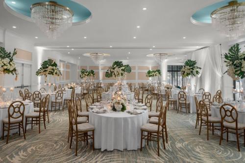 the belgrove resort and spa west palm beach autograph collection