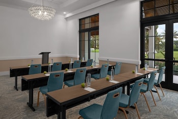 the belgrove resort and spa west palm beach autograph collection