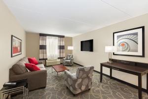 clarion inn des moines airport