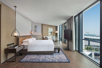 hyatt regency hangzhou international airport