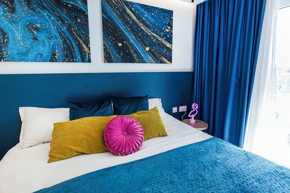 flamingo hotel malta