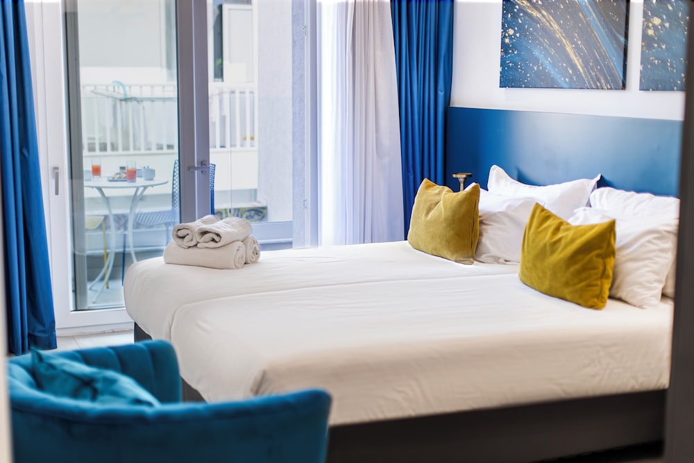 flamingo hotel malta