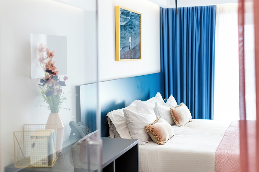 flamingo hotel malta