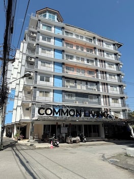 Common Living,,3 star