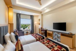 radiant globus hotel