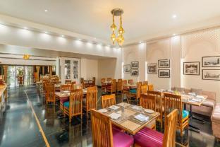 radiant globus hotel