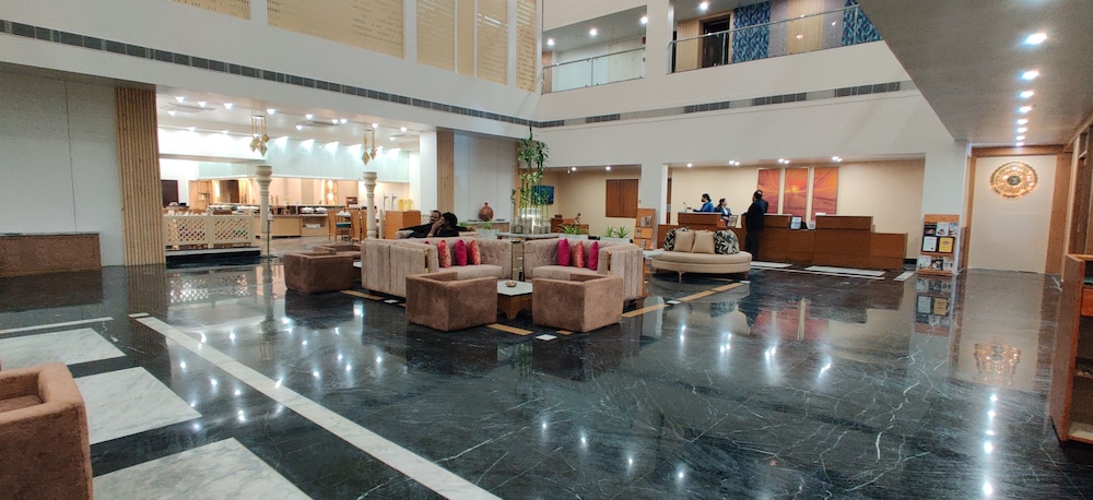 radiant globus hotel