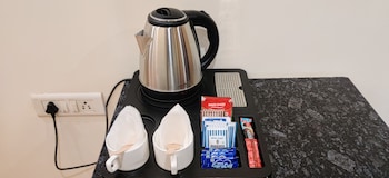 radiant globus hotel