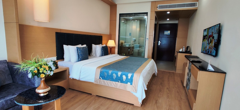 radiant globus hotel