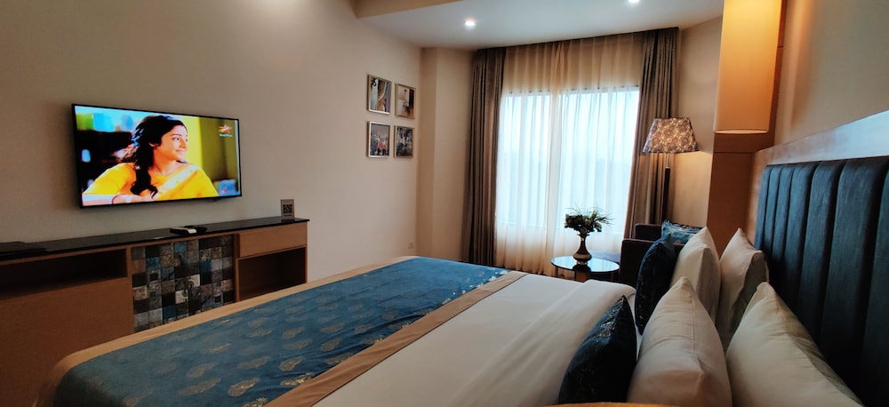 radiant globus hotel