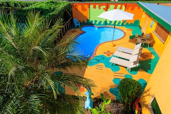 hotel la casa de las flores cahuita