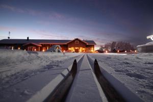 elves village hotel