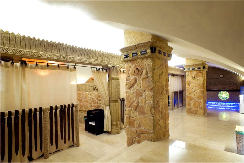tsunami spa hotel