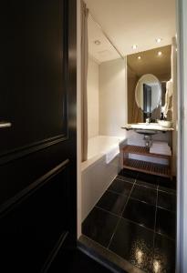 Hotel Kasteel Doenrade,Heerlen>>Doenrade,4 star