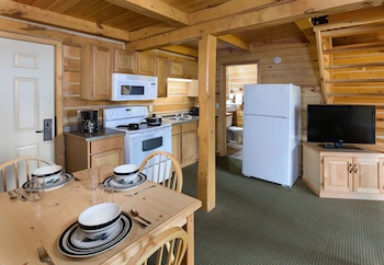 rock crest lodge and cabins