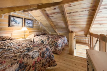 rock crest lodge and cabins