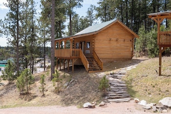 rock crest lodge and cabins