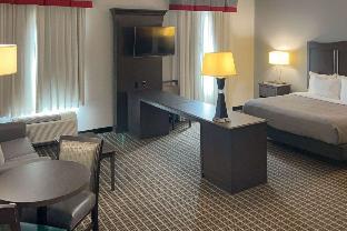Quality Inn & Suites,,2 star