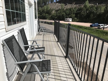 roosevelt inn mount rushmore