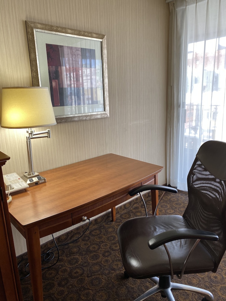 royal pacific motor inn