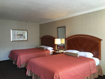royal pacific motor inn