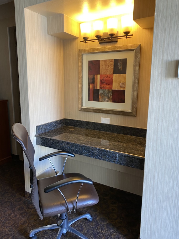 royal pacific motor inn