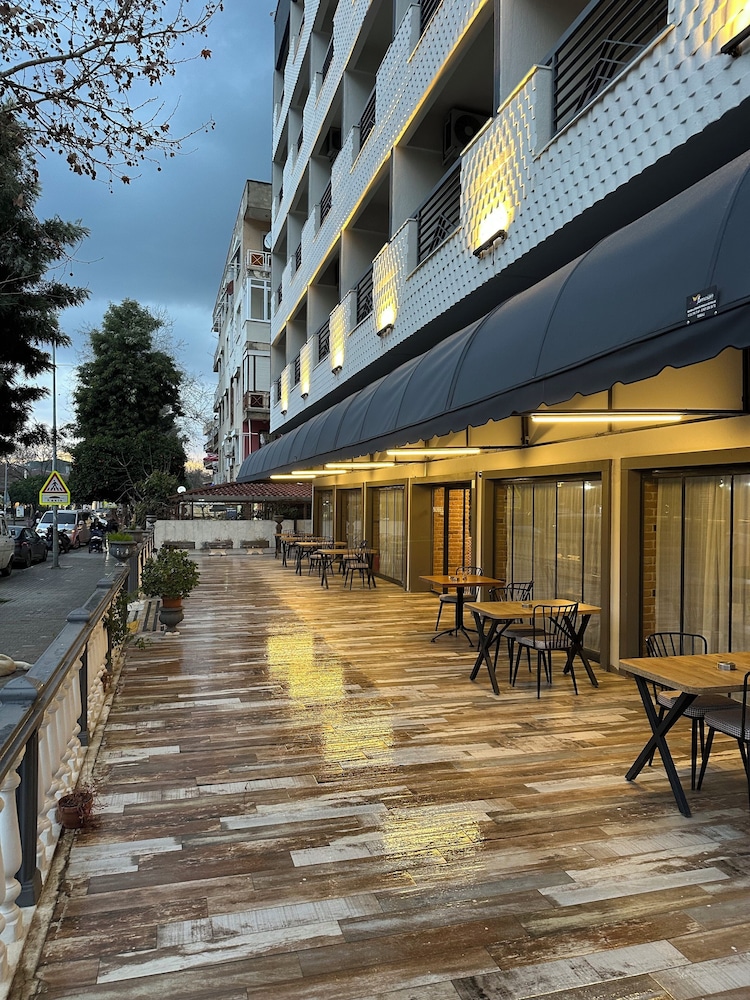 nobel boutique hotel