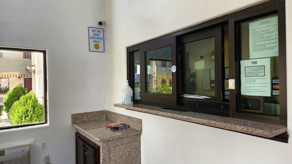 scottish inns and suites sam houston pkwy