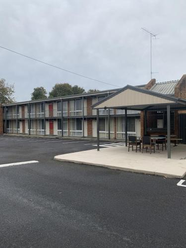 latrobe motel morwell