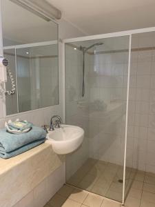 latrobe motel morwell