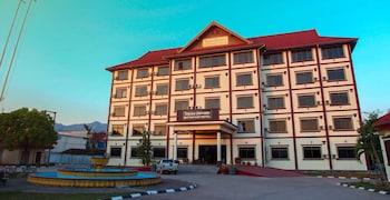 mittaphap hotel oudomxay