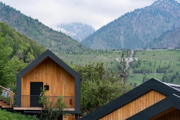 qazaq auyl eco hotel