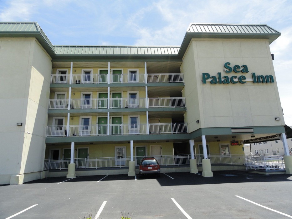 sea palace inn