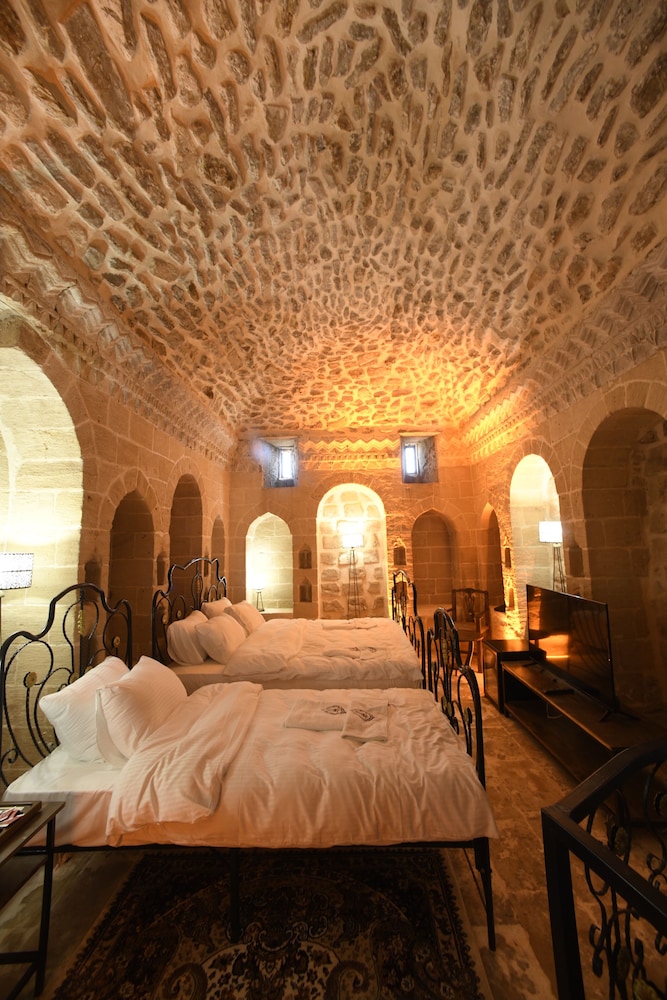 legacy mesopotamia hotel