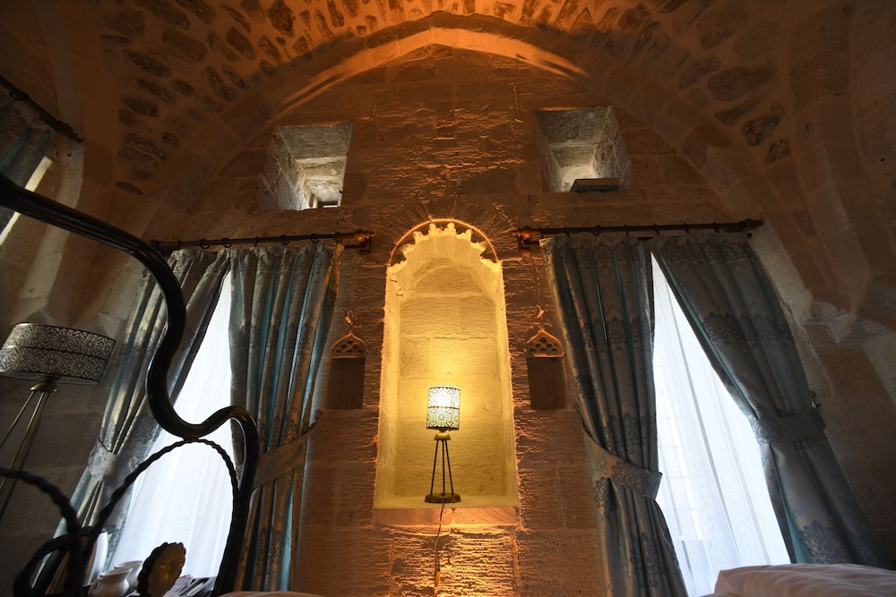 legacy mesopotamia hotel